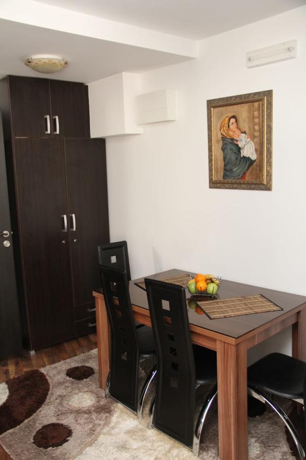 Ruza Apartman Budva Buitenkant foto